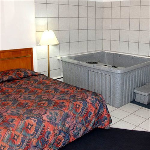 Bay Motel By Oyo Bay City Room photo
